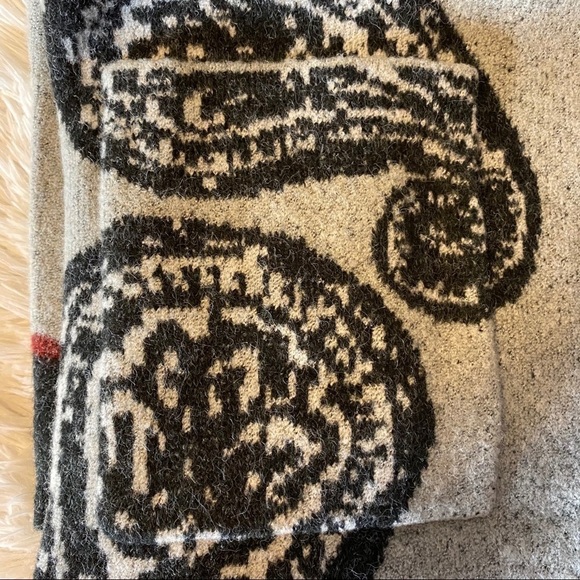 NWT Maxsport Cardigan. Size Medium - Picture 7 of 7